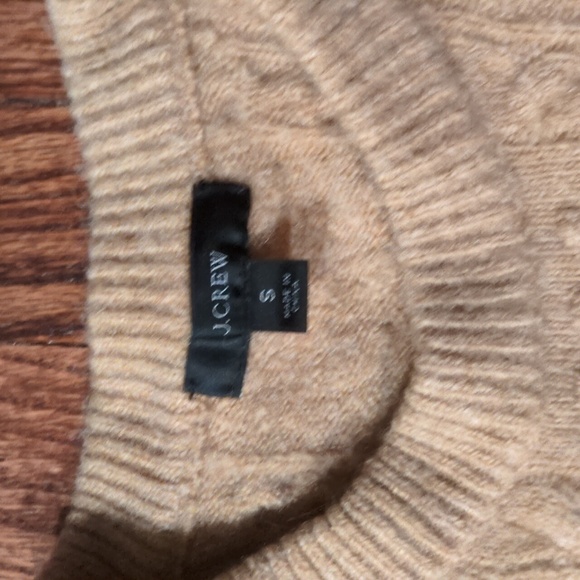 J. Crew Beige Cable Knit Sweater Size Small - Picture 3 of 5